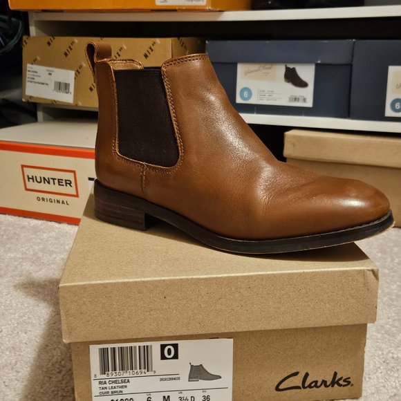 Clarks Ria Chelsea boot - Picture 5 of 11